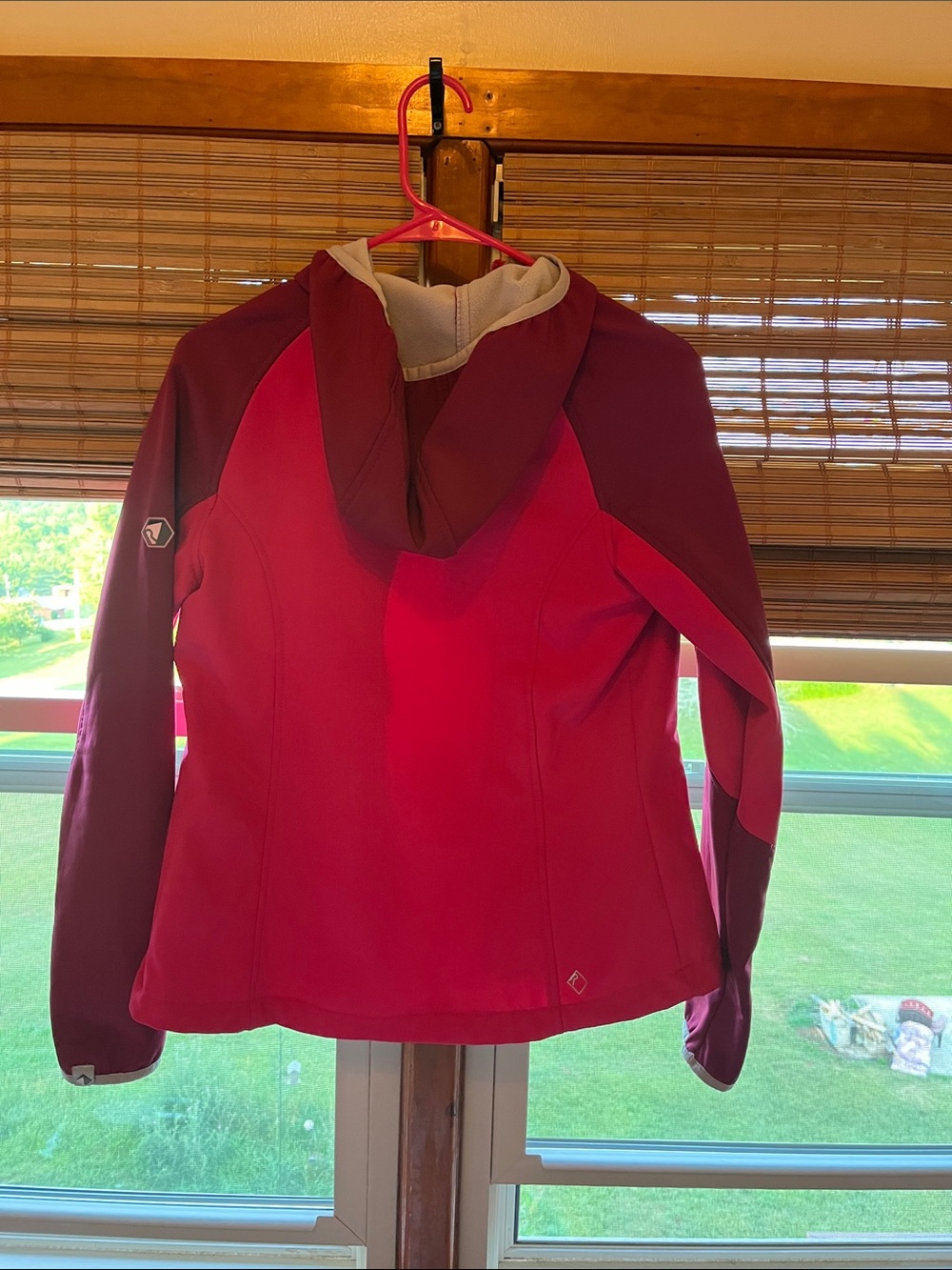 Regatta Two-Tone Raspberry Pink Softshell Utility Jacket with Hood - Picture 6 of 10